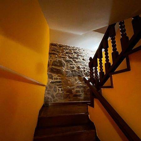 Hotel Caldelas Sacra-Pension Rustica 3 Estrellas Castro Caldelas Kültér fotó