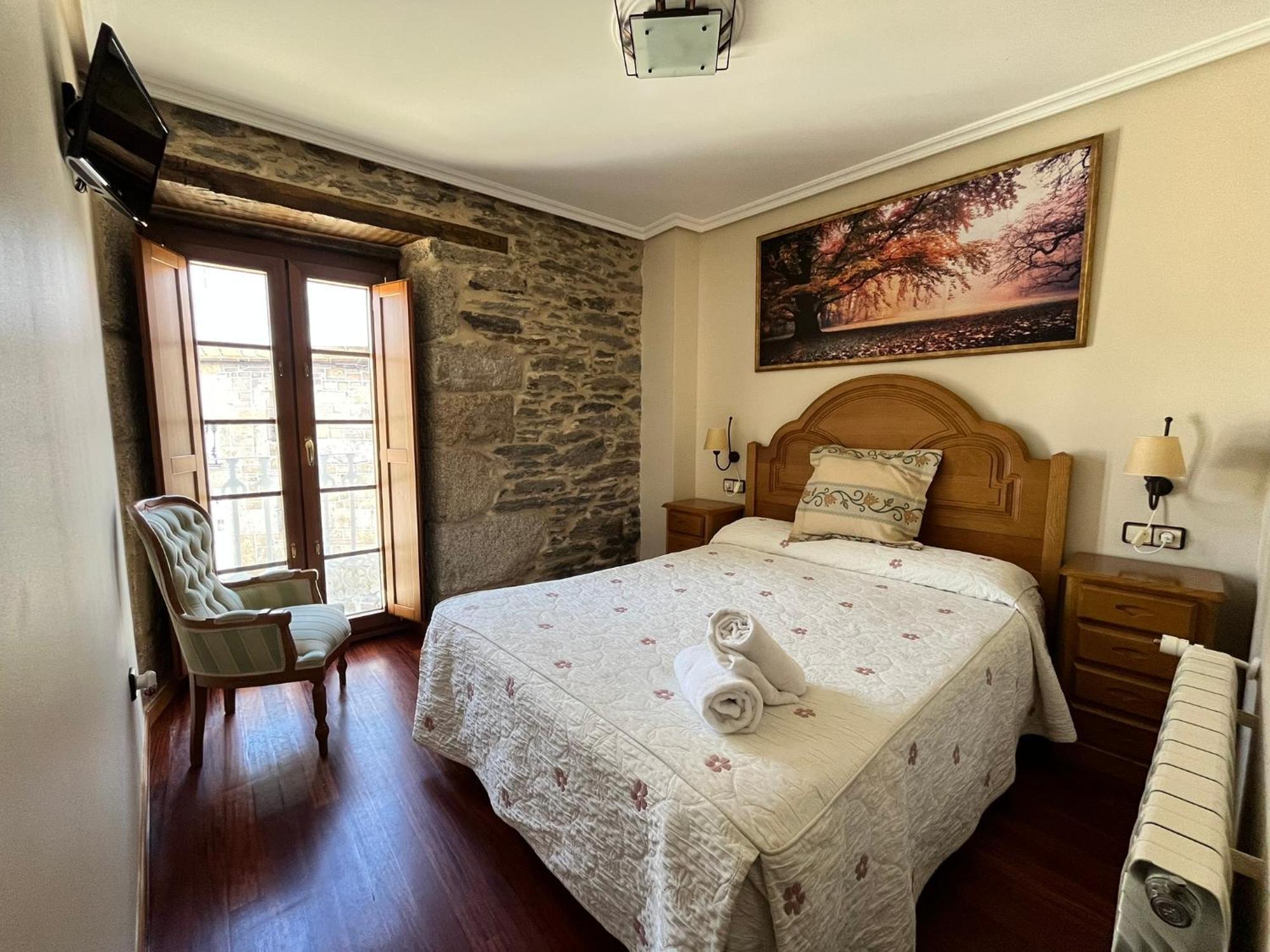 Hotel Caldelas Sacra-Pension Rustica 3 Estrellas Castro Caldelas Kültér fotó