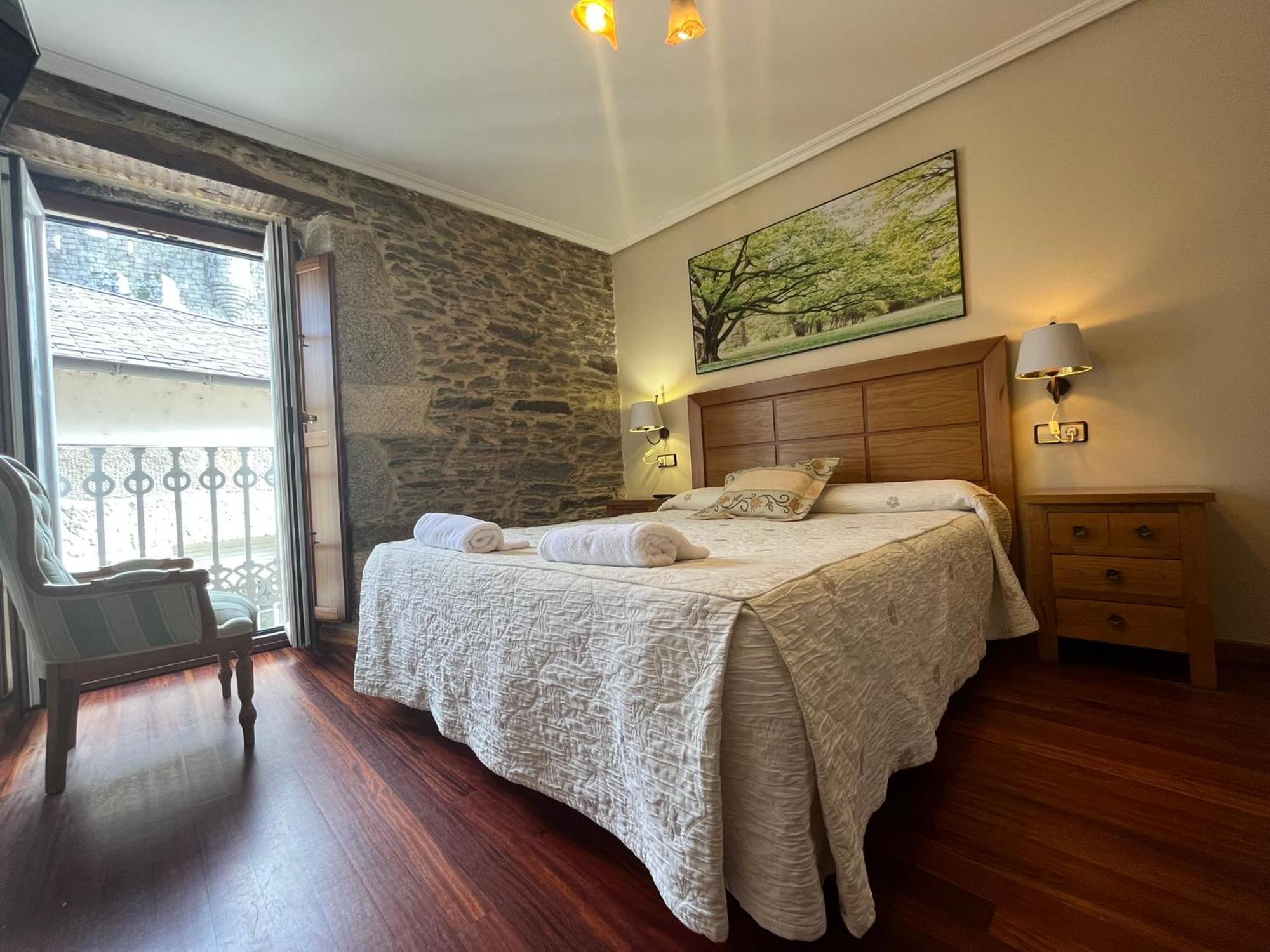 Hotel Caldelas Sacra-Pension Rustica 3 Estrellas Castro Caldelas Kültér fotó